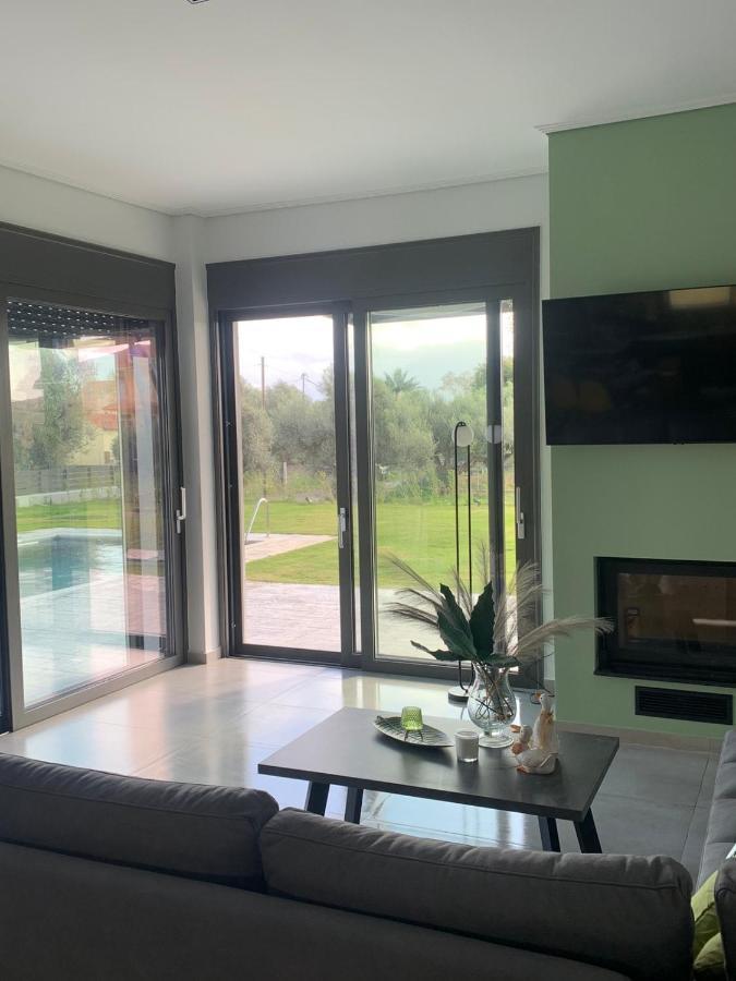 Nostos Luxury Villas With Private Pool In Nafpaktos Eksteriør billede
